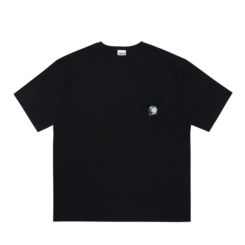 『ONE PIECE』ポケット付きビッグシルエットTシャツ “HEROES” サボ