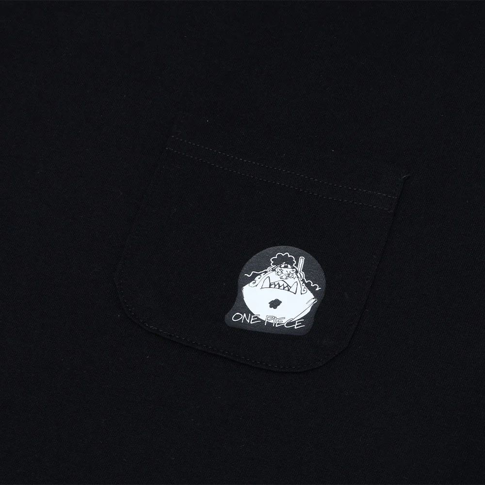 『ONE PIECE』ポケット付きビッグシルエットTシャツ “HEROES” ジンベエ - Image 3